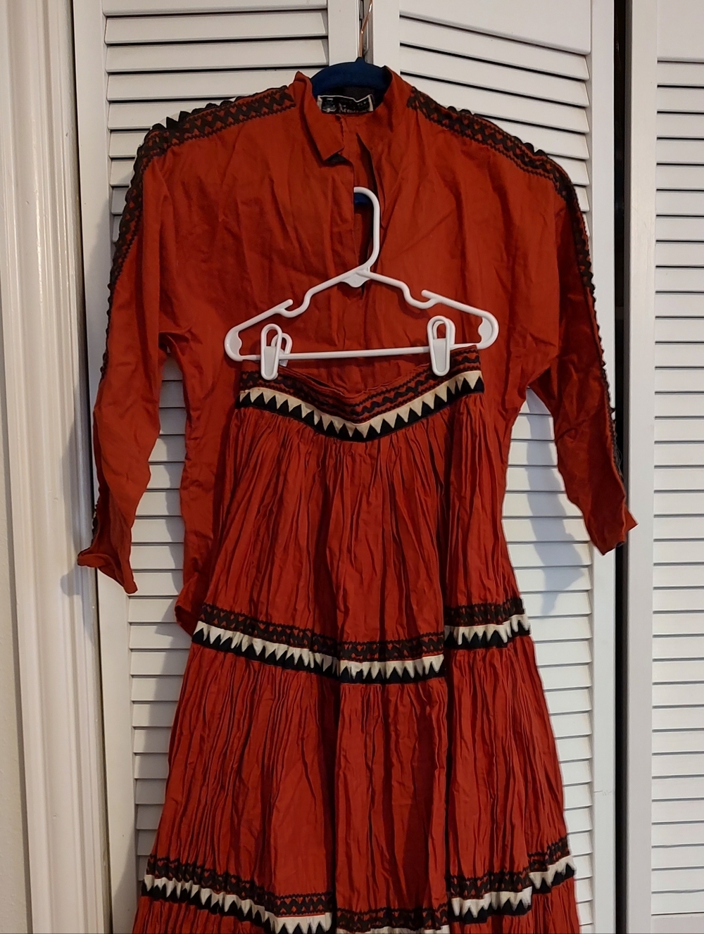 RARE 🔥Antique Western Circle Skirt & Fitted Shirt, Old New Mexico Rodeo Fit 🐎